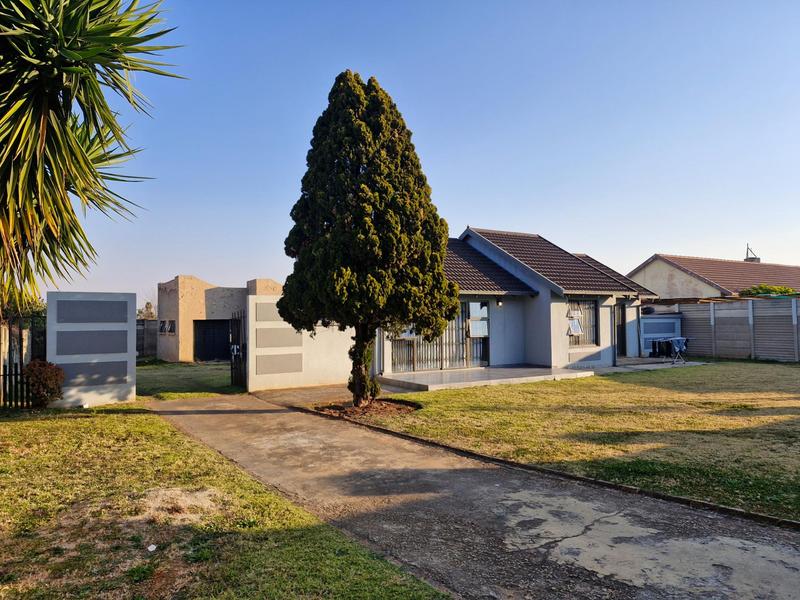 3 Bedroom Property for Sale in Terenure Gauteng