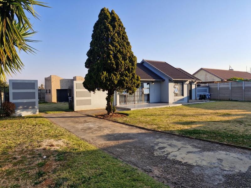 3 Bedroom Property for Sale in Terenure Gauteng