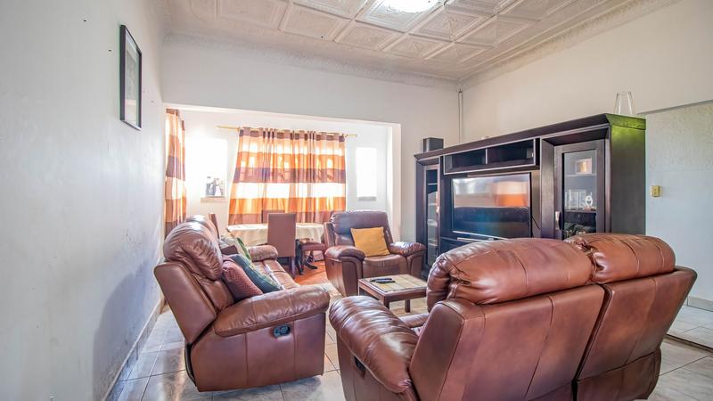 3 Bedroom Property for Sale in Bezuidenhout Valley Gauteng