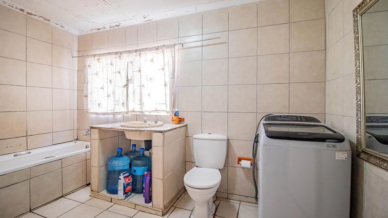 3 Bedroom Property for Sale in Bezuidenhout Valley Gauteng