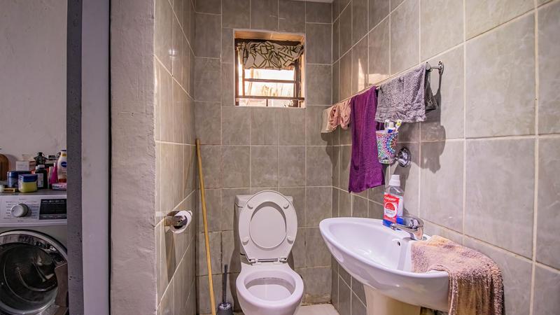 3 Bedroom Property for Sale in Bezuidenhout Valley Gauteng