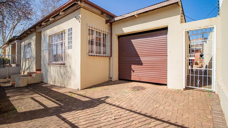 3 Bedroom Property for Sale in Bezuidenhout Valley Gauteng