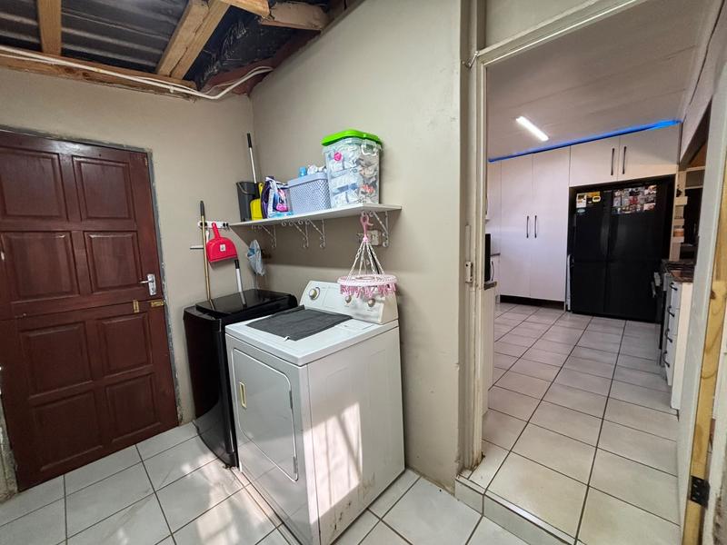 3 Bedroom Property for Sale in Martindale Gauteng