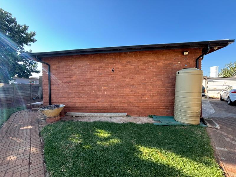 3 Bedroom Property for Sale in Martindale Gauteng