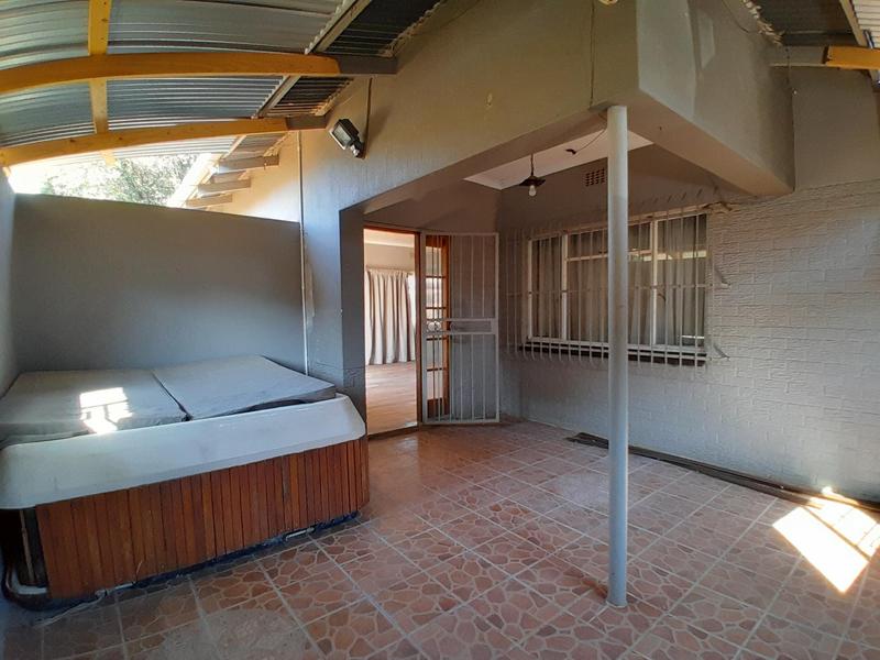 3 Bedroom Property for Sale in Valhalla Gauteng
