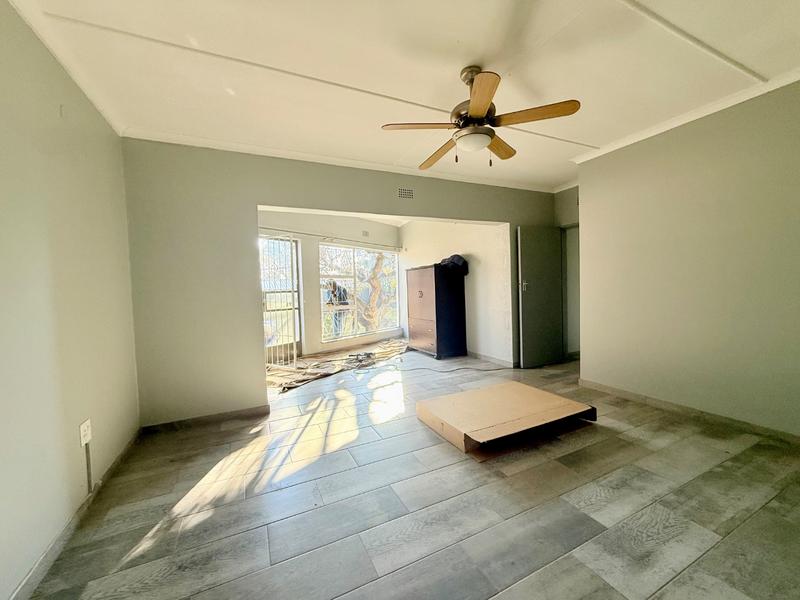4 Bedroom Property for Sale in Flora Gardens Gauteng