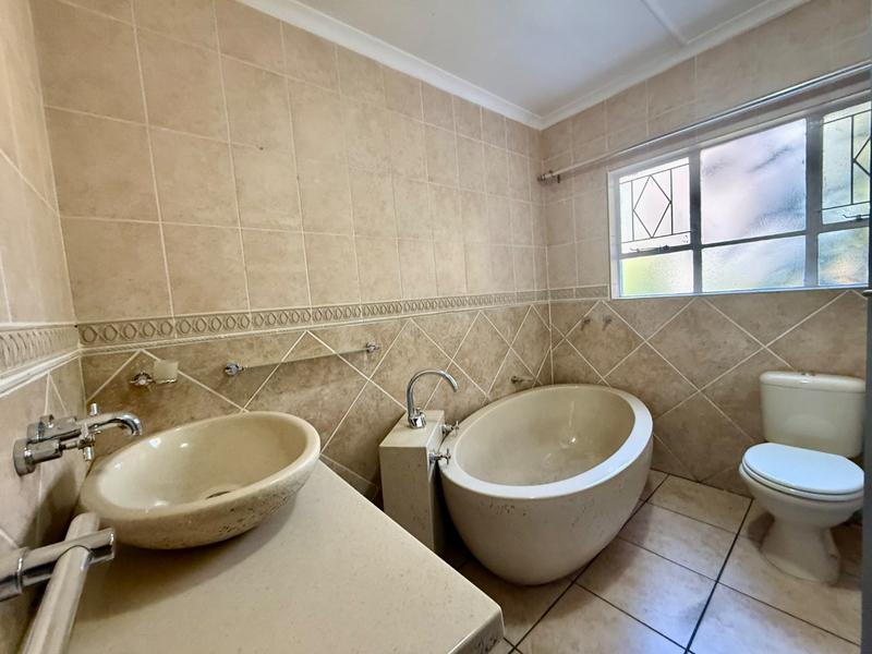 4 Bedroom Property for Sale in Flora Gardens Gauteng