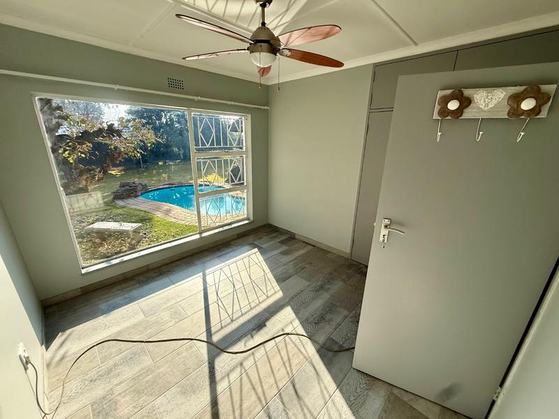 4 Bedroom Property for Sale in Flora Gardens Gauteng
