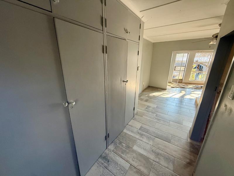 4 Bedroom Property for Sale in Flora Gardens Gauteng
