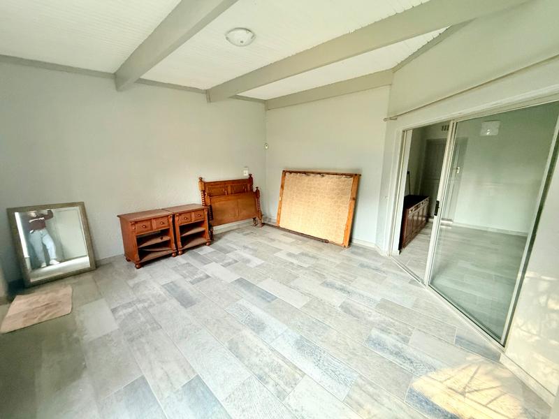 4 Bedroom Property for Sale in Flora Gardens Gauteng