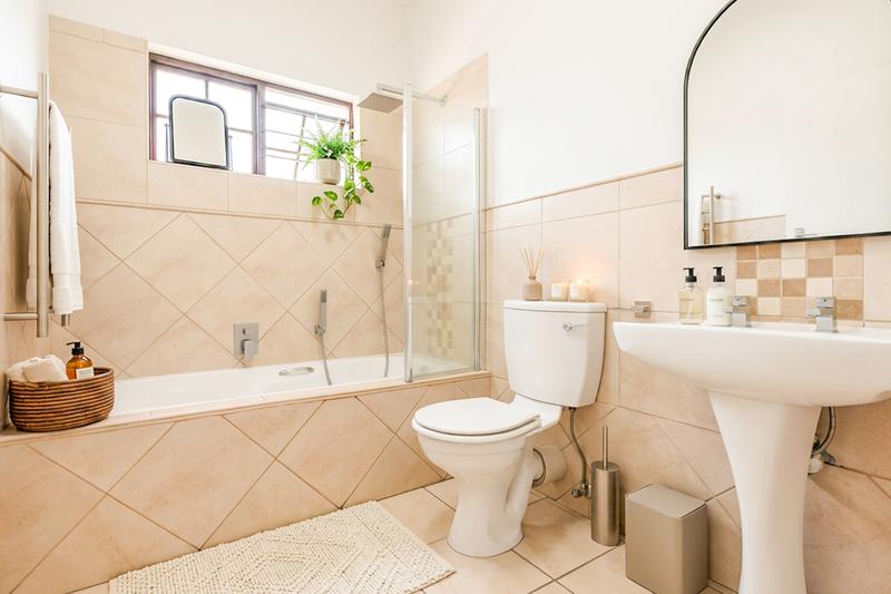2 Bedroom Property for Sale in Paulshof Gauteng