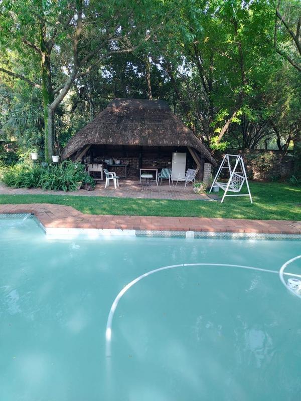 5 Bedroom Property for Sale in Mooilande Gauteng