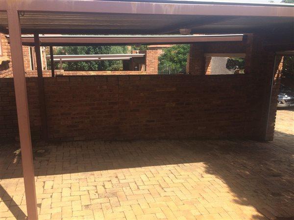 To Let 2 Bedroom Property for Rent in Wilgeheuwel Gauteng