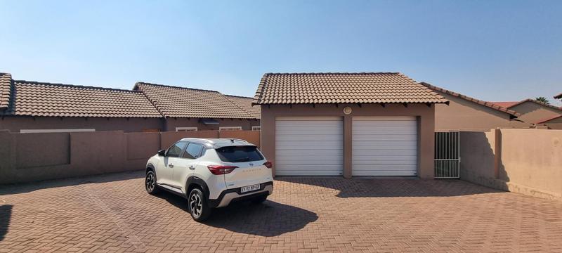 3 Bedroom Property for Sale in Thatchfield Gauteng
