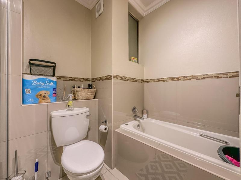 2 Bedroom Property for Sale in Morningside Gauteng