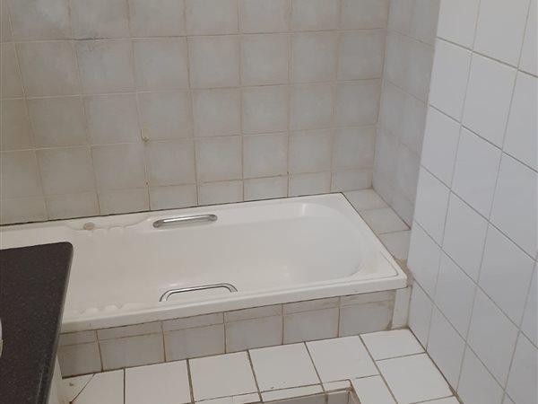 1 Bedroom Property for Sale in Primrose Gauteng