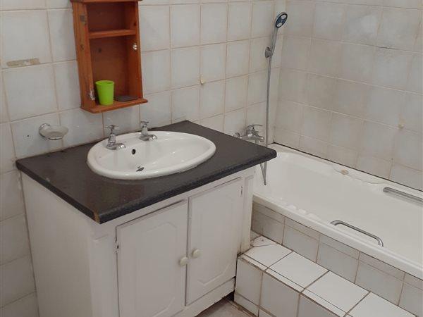 1 Bedroom Property for Sale in Primrose Gauteng