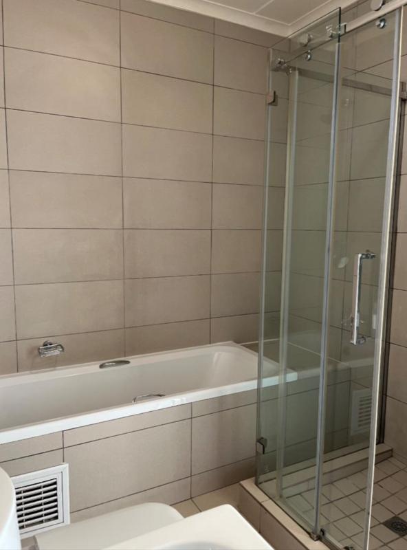 1 Bedroom Property for Sale in Dainfern Gauteng