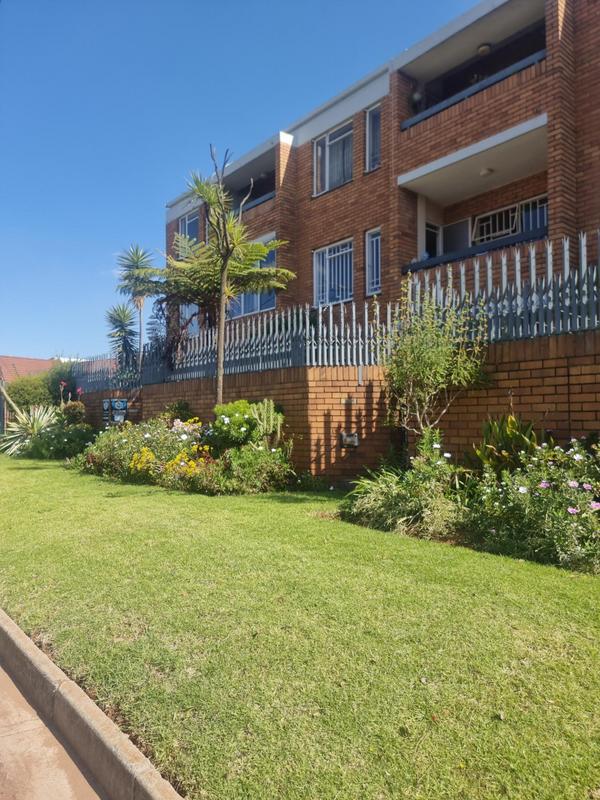 1 Bedroom Property for Sale in Malvern East Gauteng
