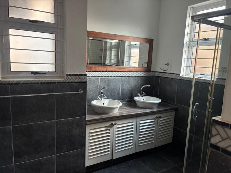 4 Bedroom Property for Sale in Groenkloof Gauteng