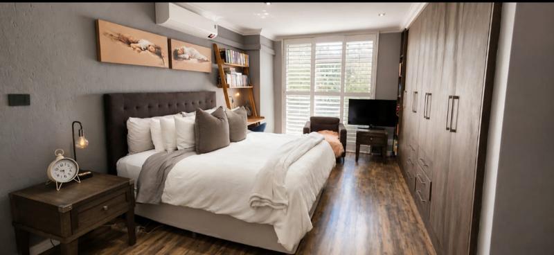 5 Bedroom Property for Sale in Waterkloof Ridge Gauteng