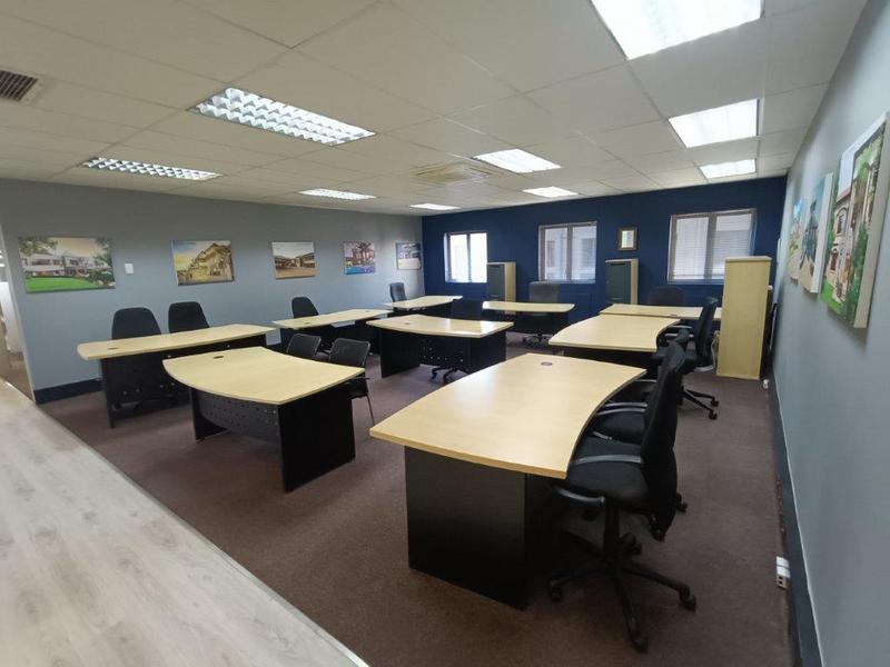To Let Commercial Property for Rent in Strubensvallei Gauteng
