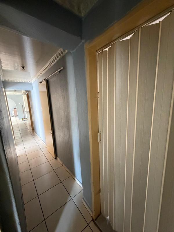 To Let 4 Bedroom Property for Rent in Dawn Park Gauteng