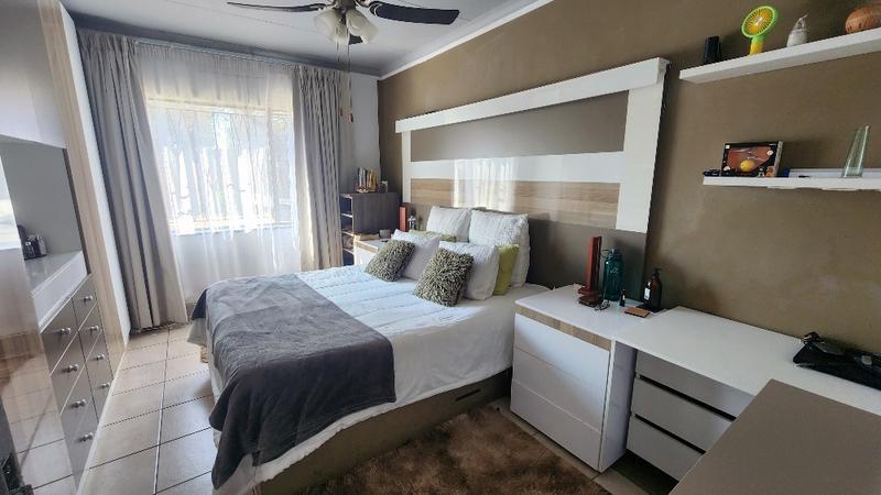 5 Bedroom Property for Sale in Van Dyk Park Gauteng