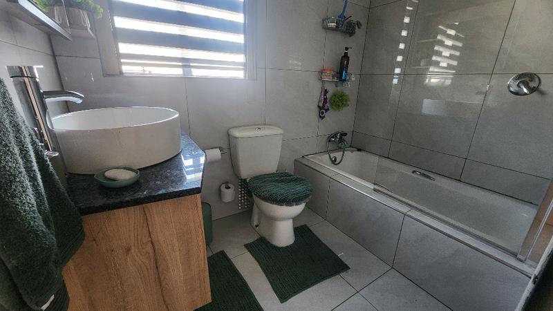 5 Bedroom Property for Sale in Van Dyk Park Gauteng