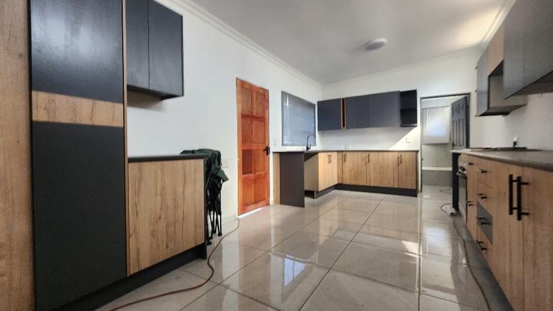 5 Bedroom Property for Sale in Van Dyk Park Gauteng