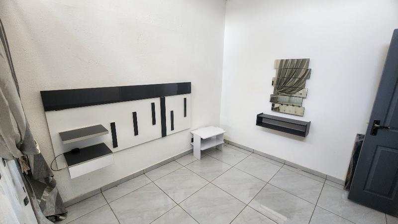 5 Bedroom Property for Sale in Van Dyk Park Gauteng