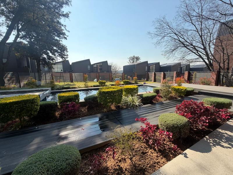 2 Bedroom Property for Sale in Broadacres Gauteng