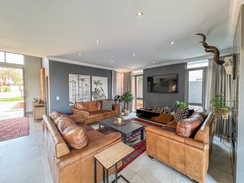 4 Bedroom Property for Sale in Midstream Ridge Gauteng