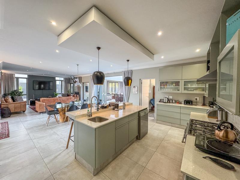 4 Bedroom Property for Sale in Midstream Ridge Gauteng