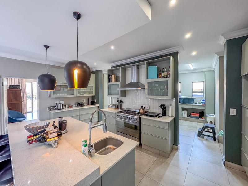 4 Bedroom Property for Sale in Midstream Ridge Gauteng