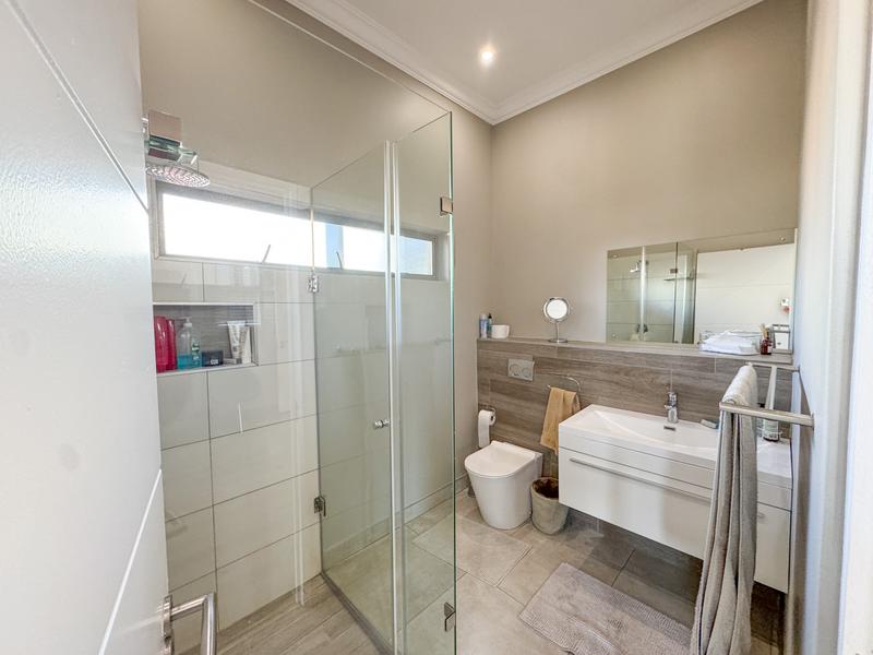 4 Bedroom Property for Sale in Midstream Ridge Gauteng