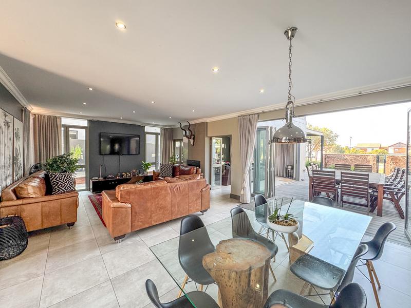 4 Bedroom Property for Sale in Midstream Ridge Gauteng