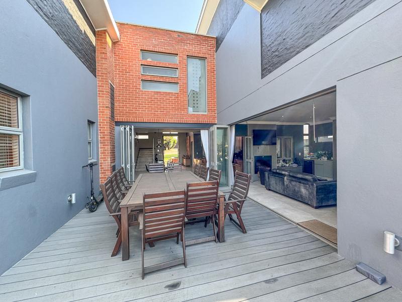 4 Bedroom Property for Sale in Midstream Ridge Gauteng