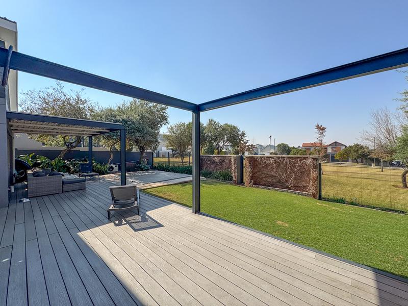 4 Bedroom Property for Sale in Midstream Ridge Gauteng