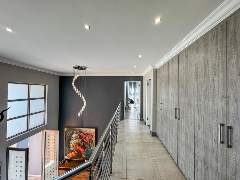 4 Bedroom Property for Sale in Midstream Ridge Gauteng