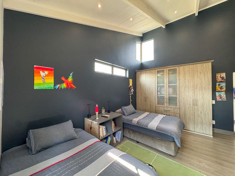 4 Bedroom Property for Sale in Midstream Ridge Gauteng