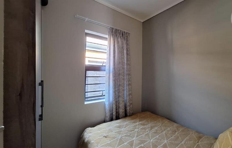 3 Bedroom Property for Sale in Albertsdal Gauteng