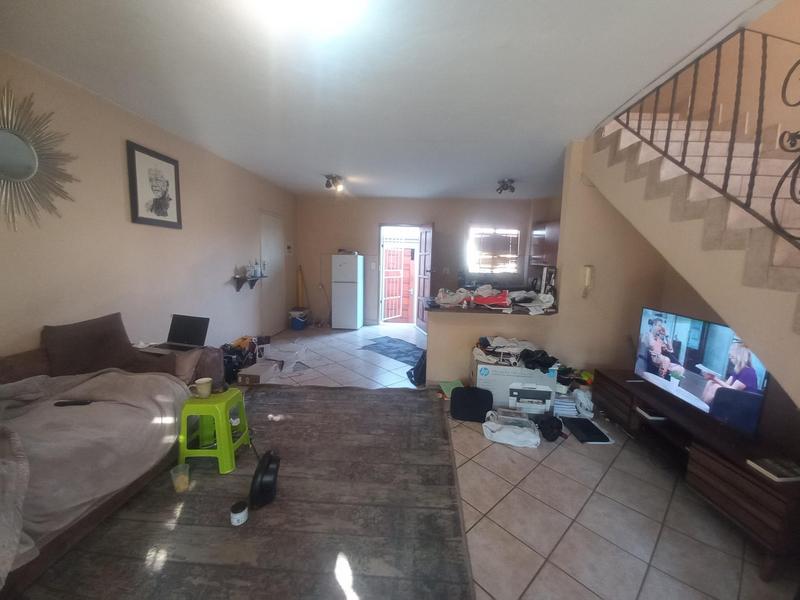2 Bedroom Property for Sale in Garsfontein Gauteng
