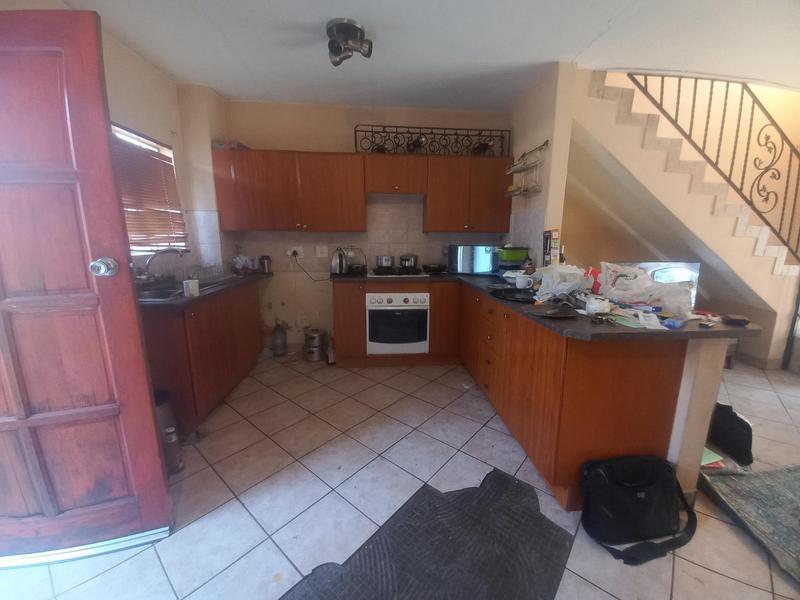 2 Bedroom Property for Sale in Garsfontein Gauteng