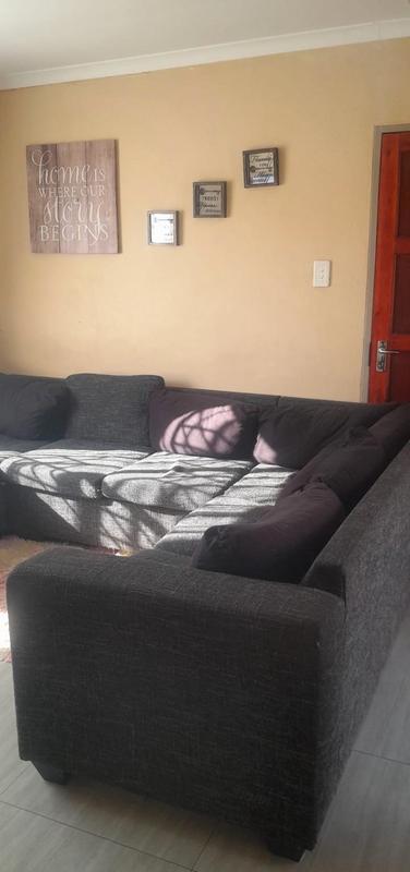 2 Bedroom Property for Sale in Lufhereng Gauteng