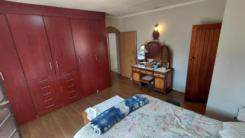 3 Bedroom Property for Sale in Brackendowns Gauteng