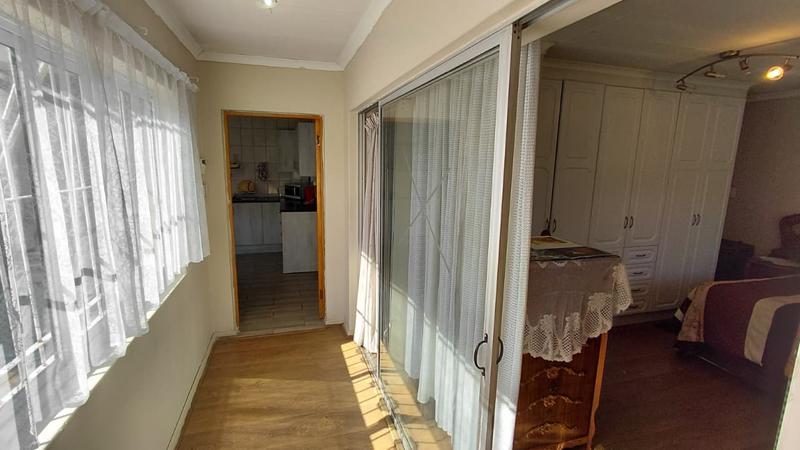 3 Bedroom Property for Sale in Brackendowns Gauteng