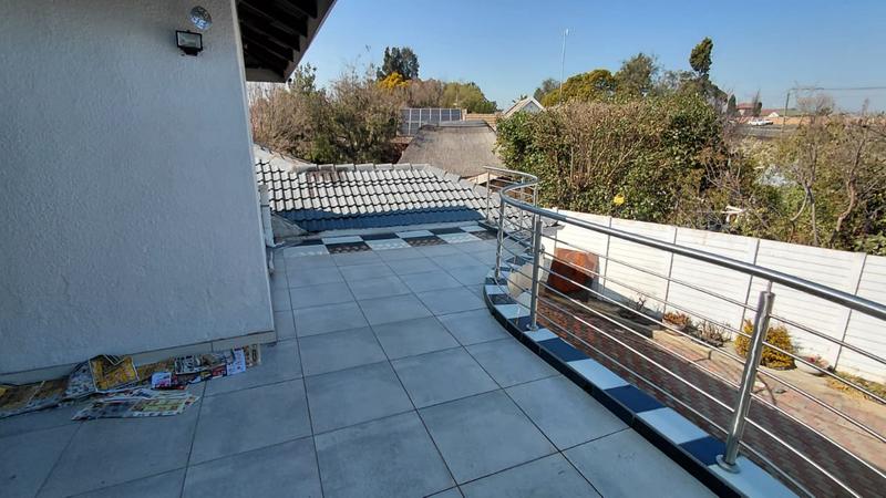 4 Bedroom Property for Sale in Brackendowns Gauteng