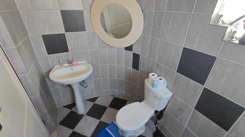 4 Bedroom Property for Sale in Brackendowns Gauteng