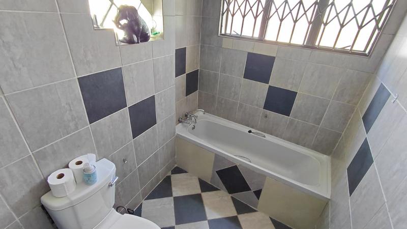 4 Bedroom Property for Sale in Brackendowns Gauteng